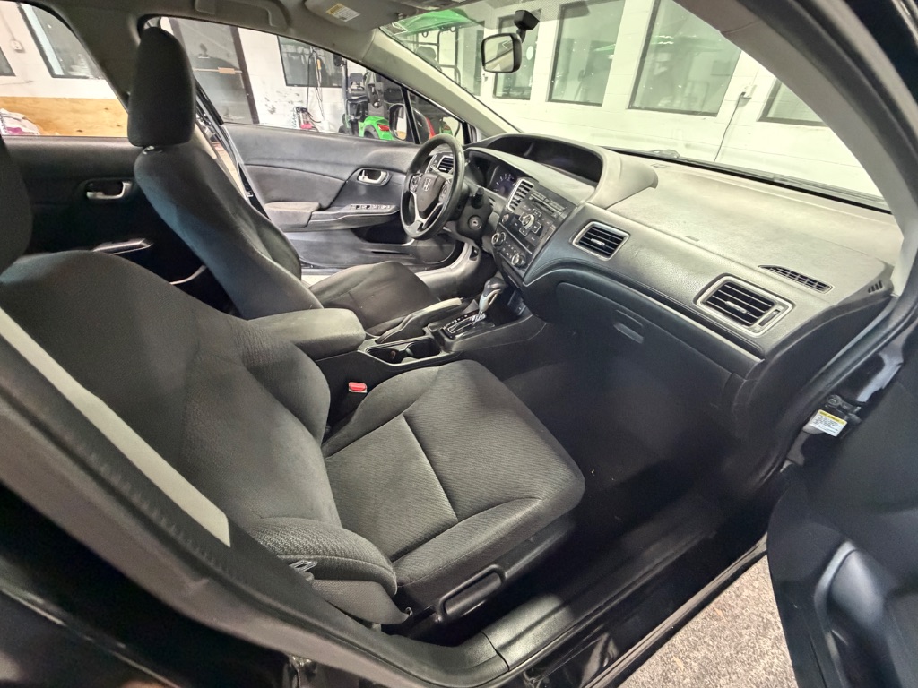 2013 Honda Civic LX - Photo 10