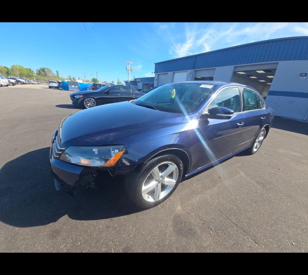2013 Volkswagen Passat 2.5L SE Auto PZEV's photo