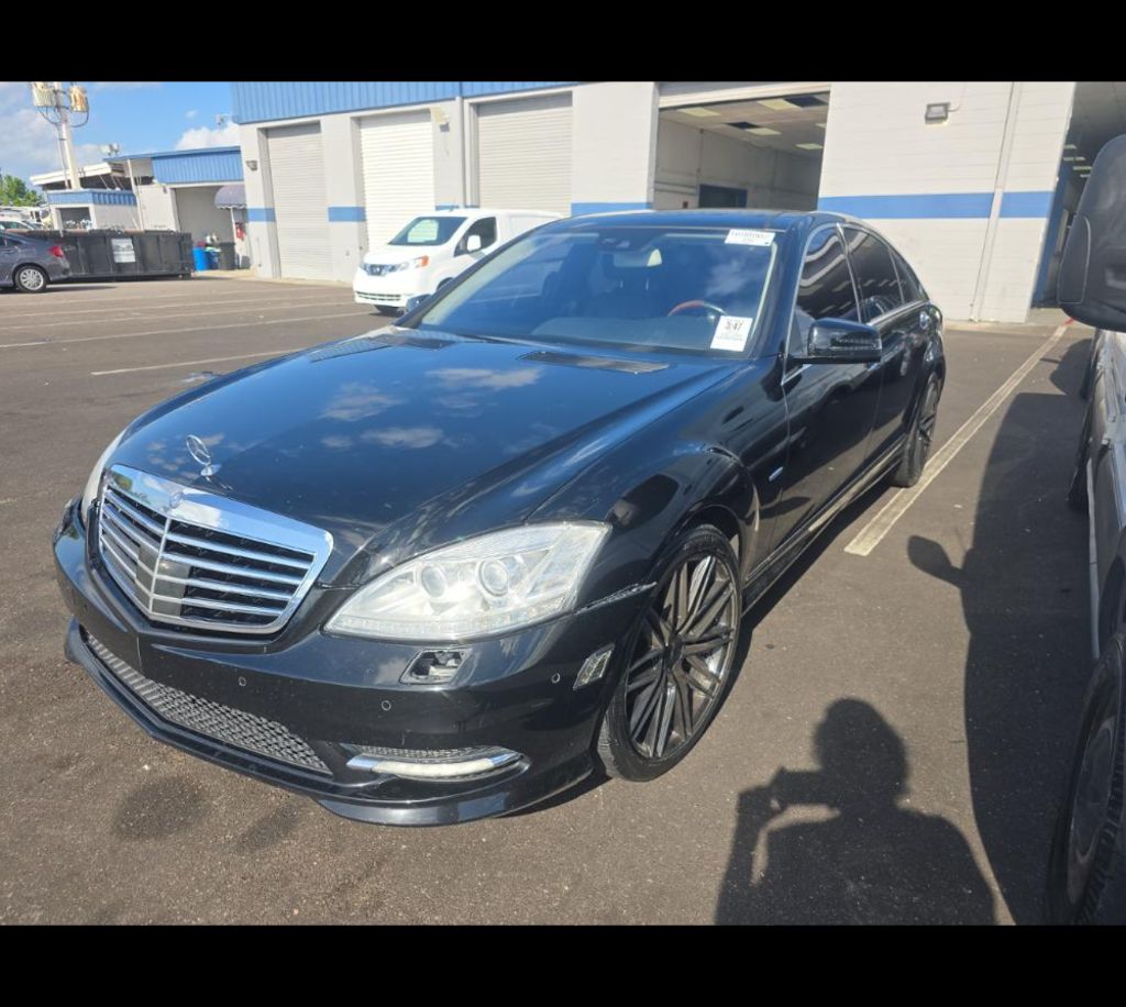 2012 Mercedes-Benz S-Class S550