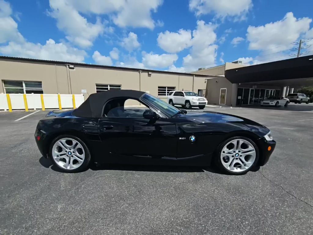 2005 BMW Z4 Roadster 3.0i's photo