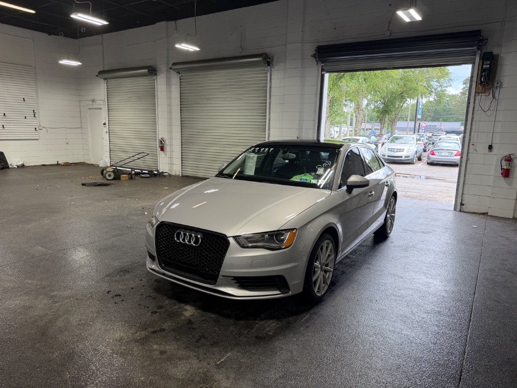2015 Audi A3 2.0T quattro S tronic Premium Plus's photo