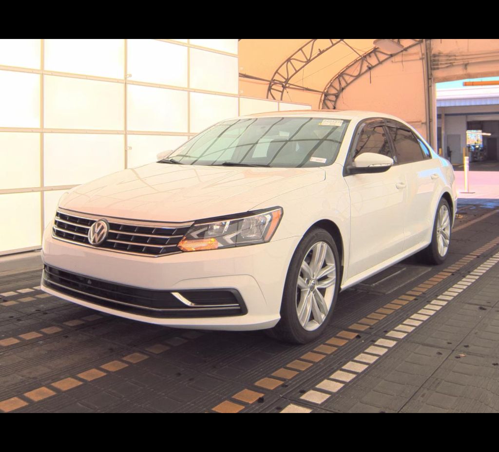 2019 Volkswagen Passat 2.0T Wolfsburg Edition Auto's photo