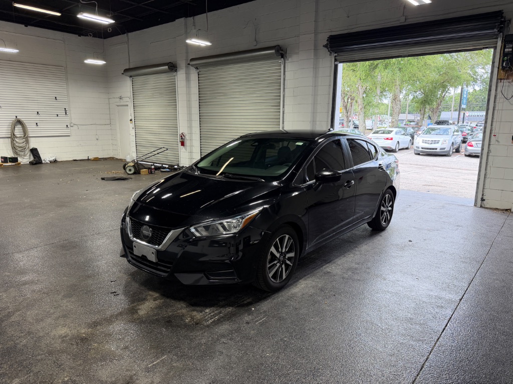 2021 Nissan Versa 1.6 SV CVT's photo